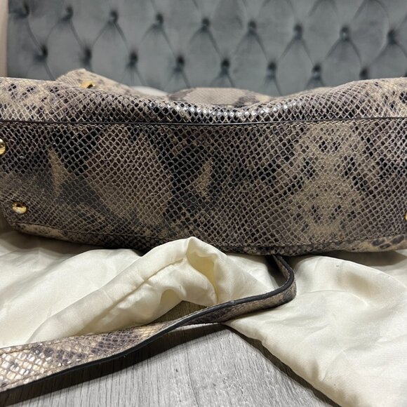 Michael Kors python cross body - Picture 8 of 8